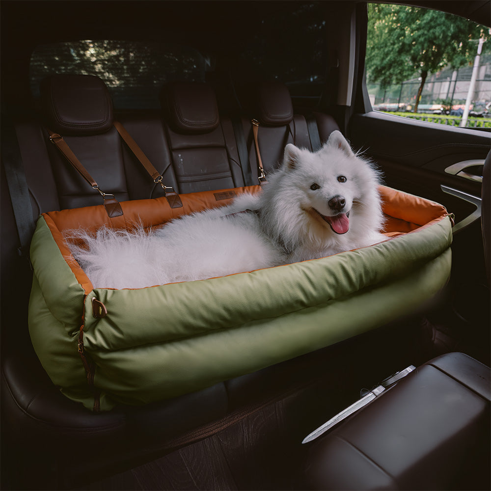 Hundeautositz aus Kunstleder - Sicherheit &amp; Stil | Urban Voyager