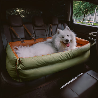 Hundeautositz aus Kunstleder - Sicherheit &amp; Stil | Urban Voyager