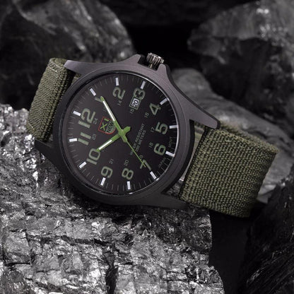 ShadowGuard™ | Leuchtende Militär-Armbanduhr mit taktischen Funktionen | Wasserdicht, stoßfest, ideal für Outdoor-Abenteuer &amp; Survival