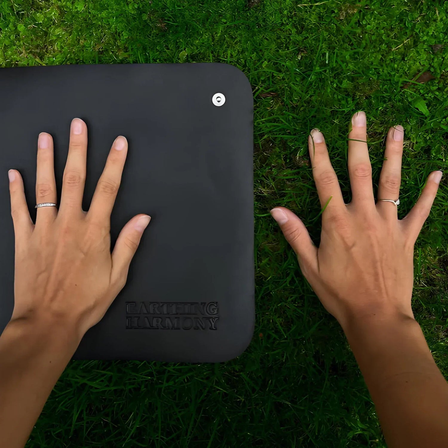 Erdungsmatte Carbonleder - Schutz vor Elektrosmog | Wohlbefinden