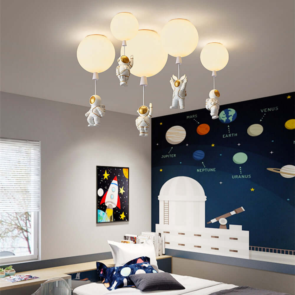 Moderne LED-Deckenleuchte &quot;Mond &amp; Astronauten&quot;