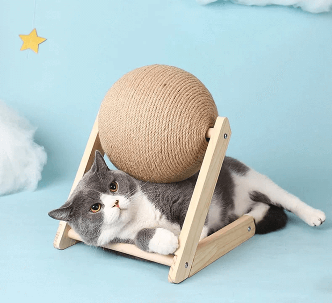 Katzenspielzeug Kratzbaum - Spielspaß &amp; Krallenpflege