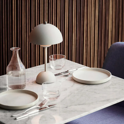 LuxeAura Designlampe | Skandinavische Lampe für eine raffinierte Atmosphäre