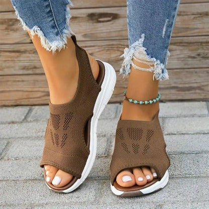 Schmerzlindernde Sportsandalen für Frauen