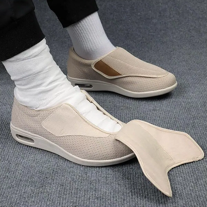Breite Diabetikerschuhe für geschwollene Füße