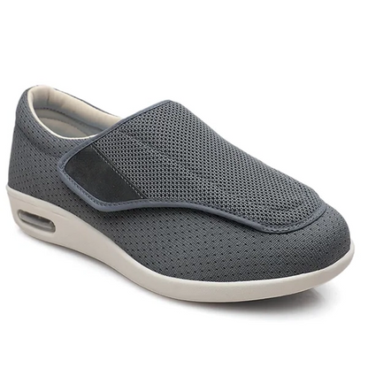 Breite Diabetikerschuhe für geschwollene Füße