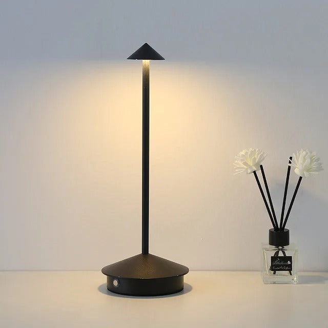 Kabellose Spikelight – Wetterfeste, dimmbare LED-Beleuchtung