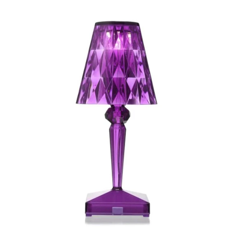 Kristall-Tischlampe - Luxuriöse Beleuchtung | CrystalLuxe