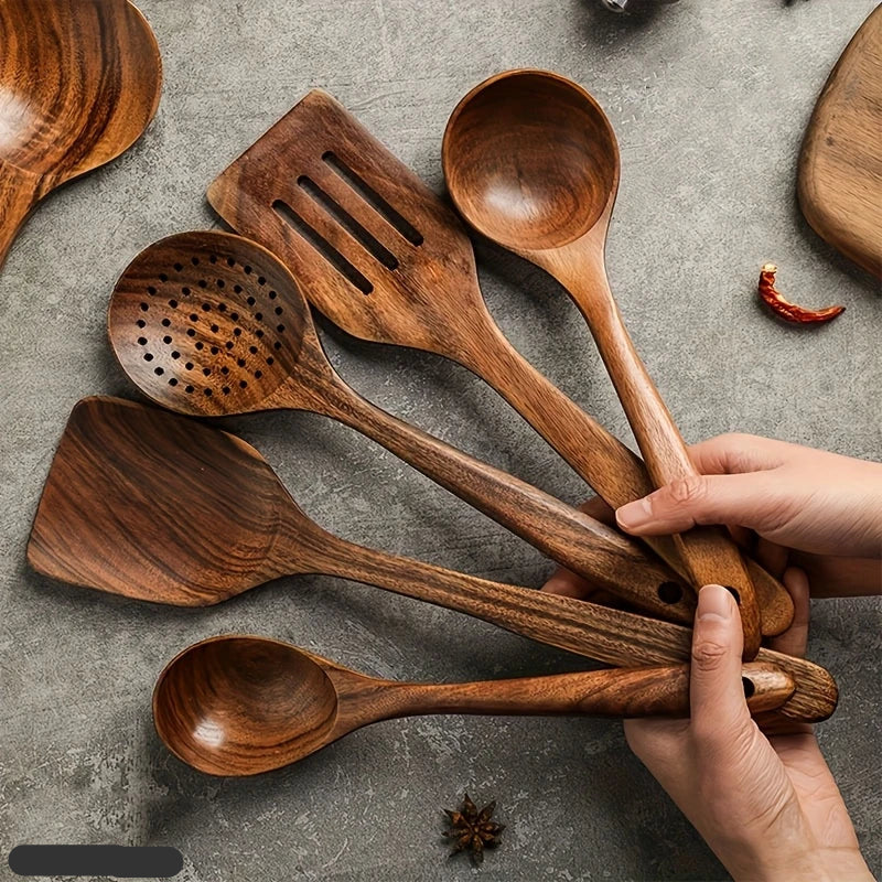 Natürliche Küchenhelfer aus Teak Holz - Nachhaltig &amp; Elegant