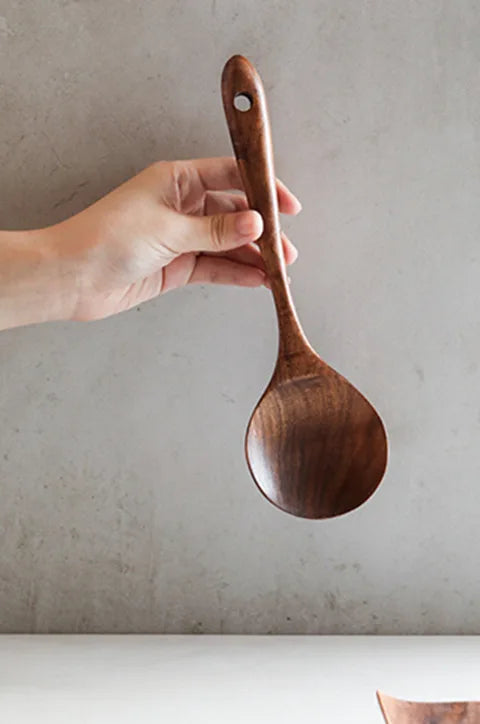 Natürliche Küchenhelfer aus Teak Holz - Nachhaltig &amp; Elegant