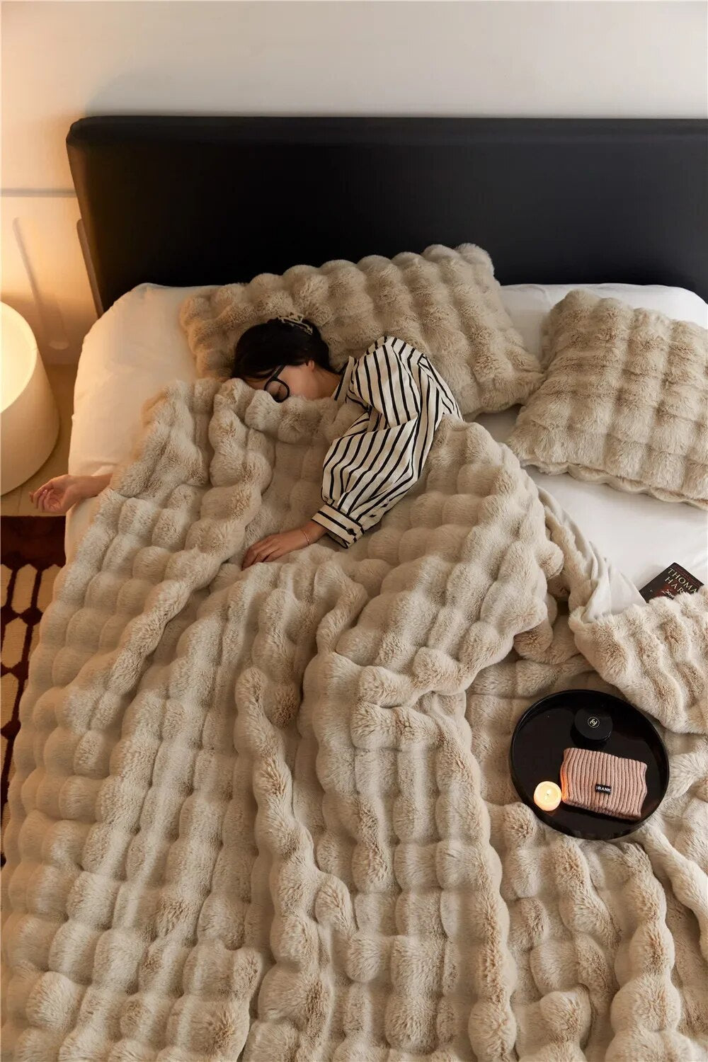 Kuschelplüschdecke - Wärmende Wohndecke - Weich &amp; Gemütlich