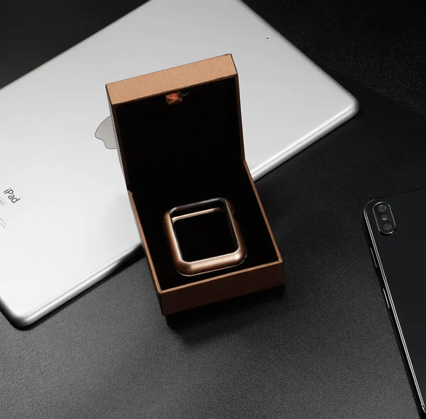 Ultimate Gold Edition Stahlgehäuse und Displayschutz für die Apple Watch