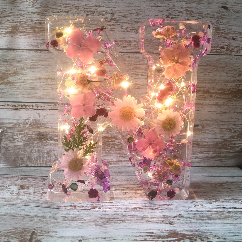 Dried Flower Letters Nachtlicht