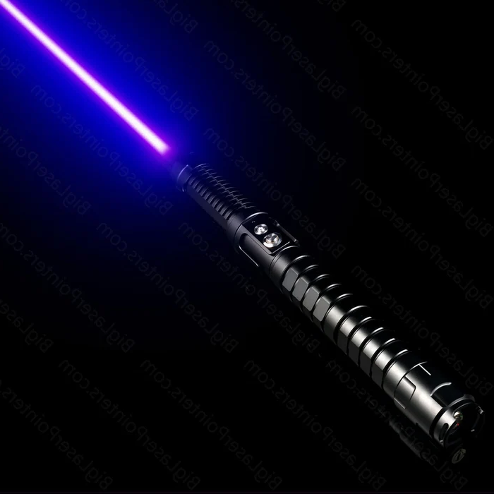 BlazeMaster Taktische Laser Taschenlampe - Ihr ultimativer Outdoor-Begleiter