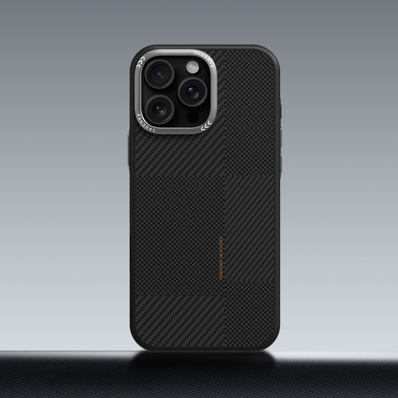 CoreEdge BlackGold Carbon Case – Magnetisch bereit &amp; Linsenschutz