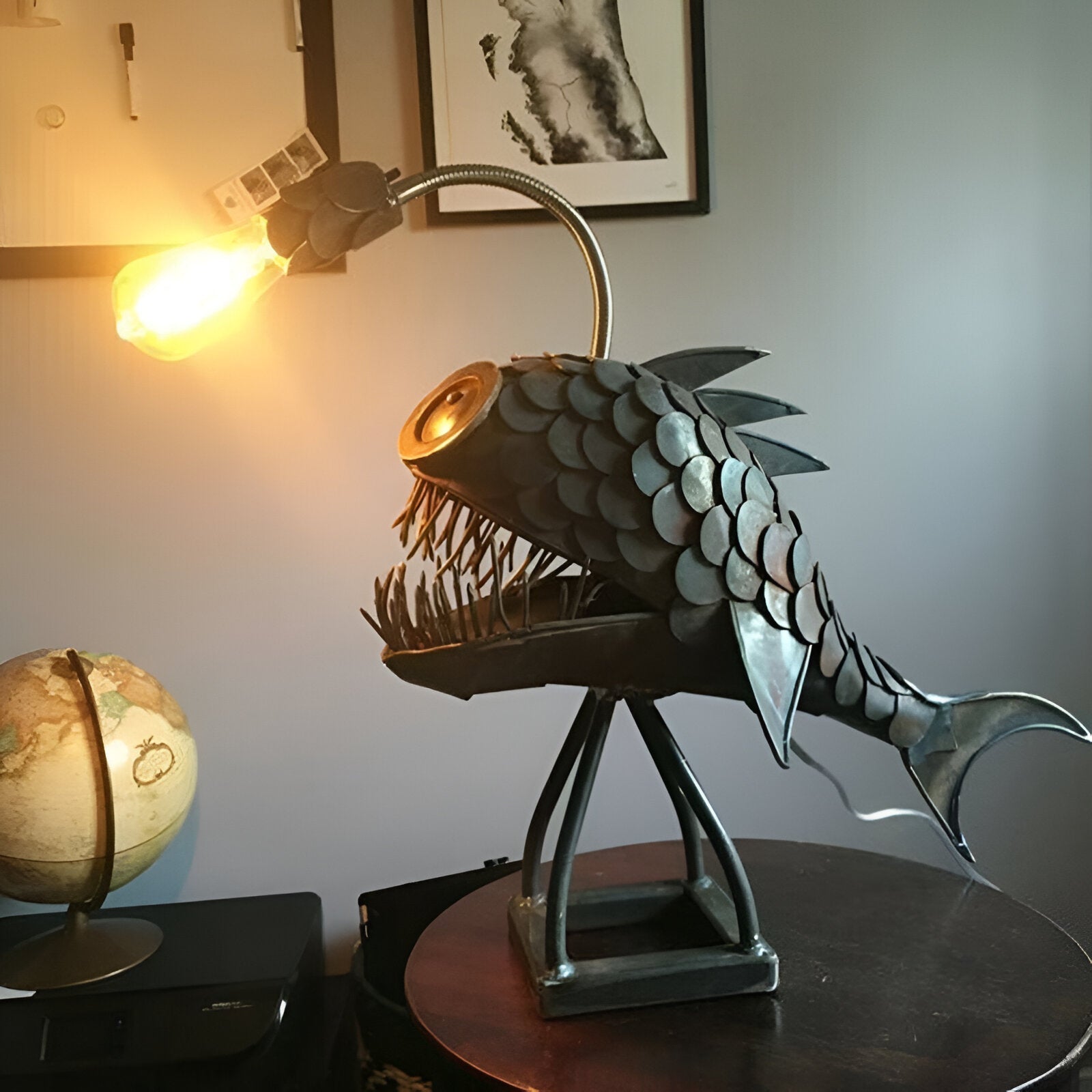 Steampunk Anglerfischlampe – Coole &amp; Ungewöhnliche Stehlampe für Ihr Zuhause