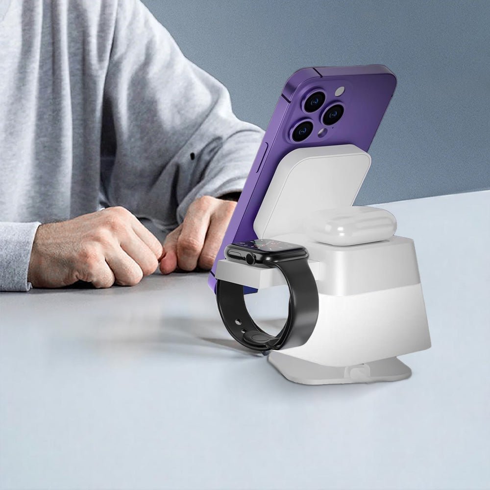 QuantumDock 4 in 1 Wireless MagSafe Ladegerät
