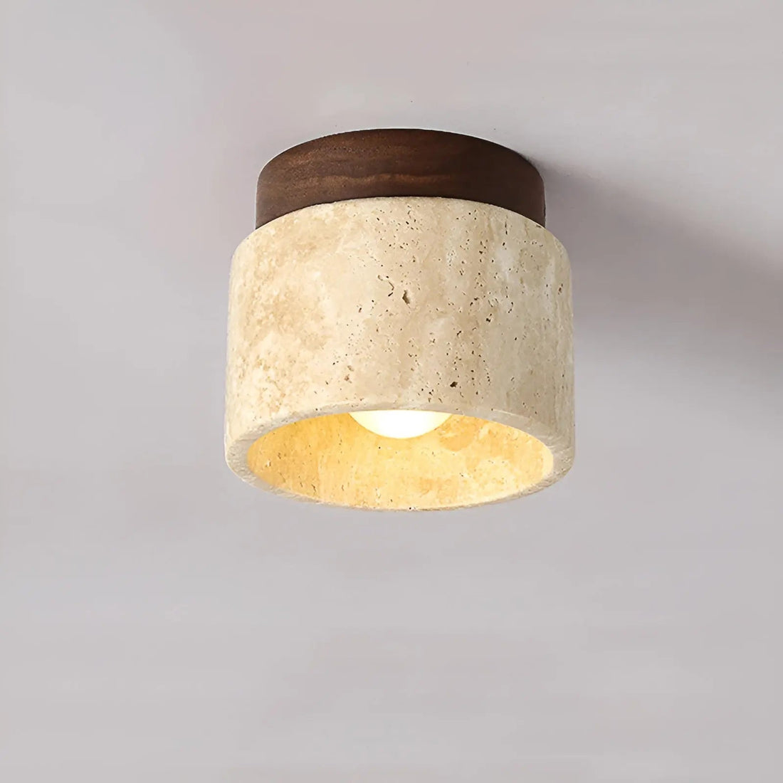 Rustikale Travertin-Deckenleuchte – Wabi-Sabi Design