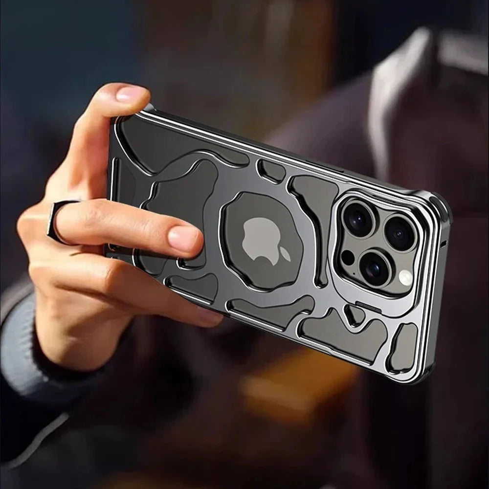ShadowForge X MagSafe iPhone Hülle