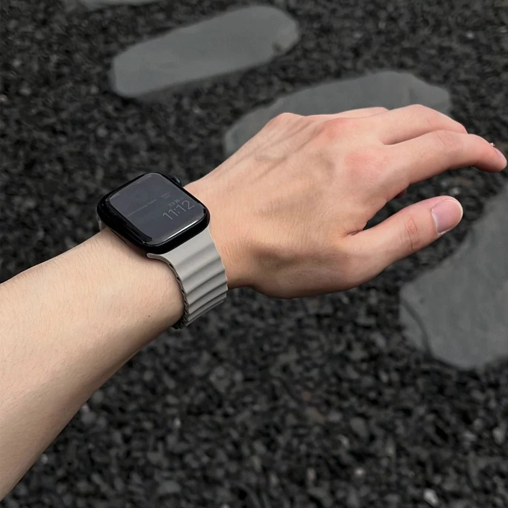 SiliconSync Magnetisches Apple Watch Band