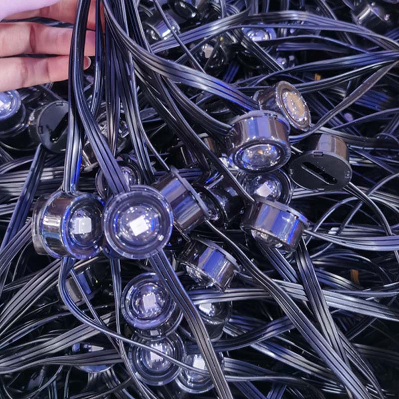Schlaue RGB Außenlichterkette für vielseitige Dekoration