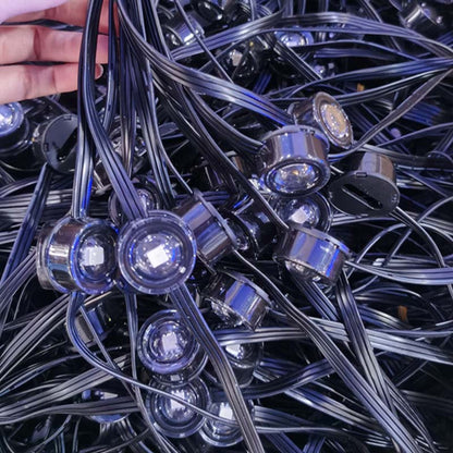 Schlaue RGB Außenlichterkette für vielseitige Dekoration