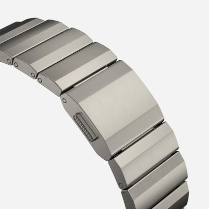 Magnetisches Titanband für Apple Watch