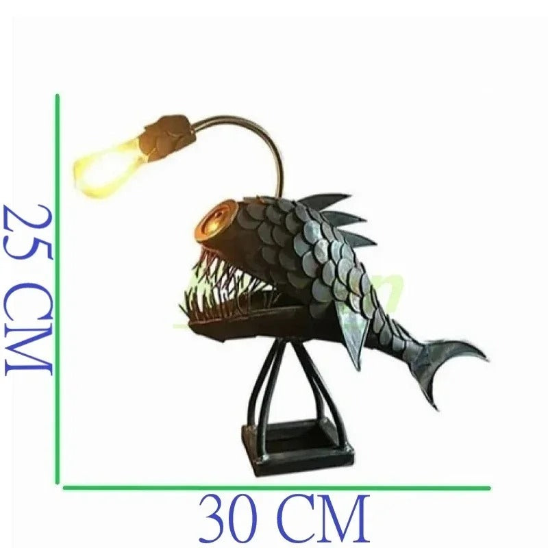 Steampunk Anglerfischlampe – Coole &amp; Ungewöhnliche Stehlampe für Ihr Zuhause